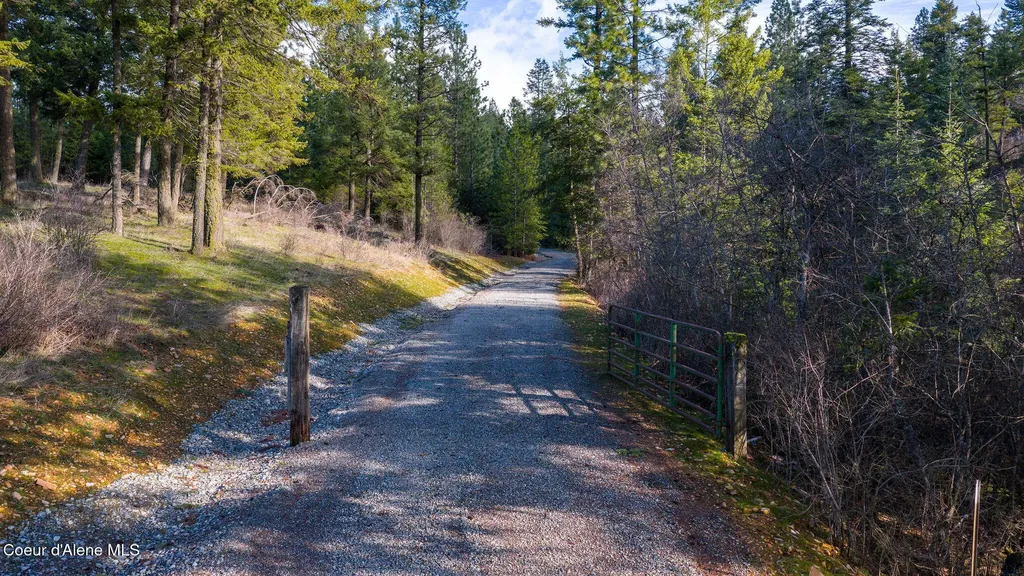 14058 S Carlin Bay Road Harrison ID 83833