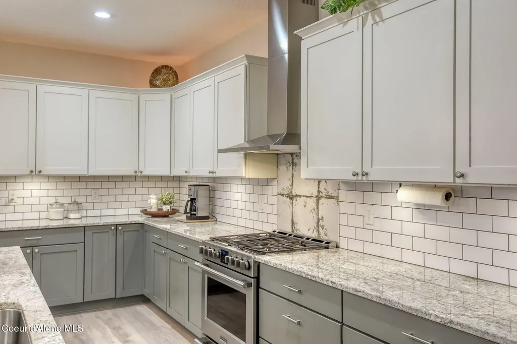 4427 E Marble Fox Avenue Post Falls ID 83854