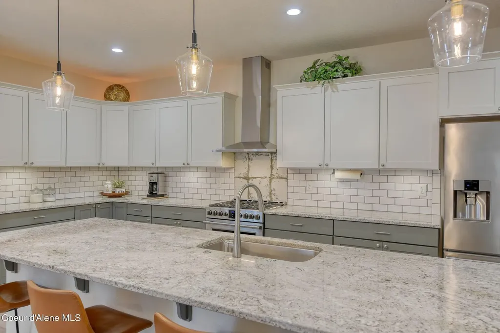 4427 E Marble Fox Avenue Post Falls ID 83854