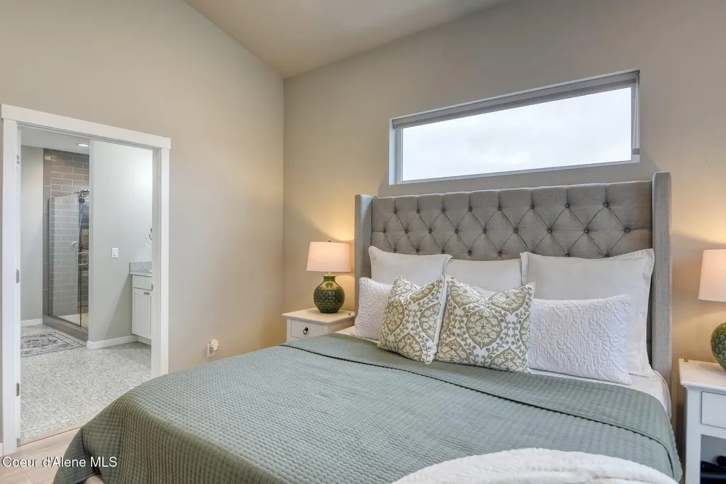 4427 E Marble Fox Avenue Post Falls ID 83854