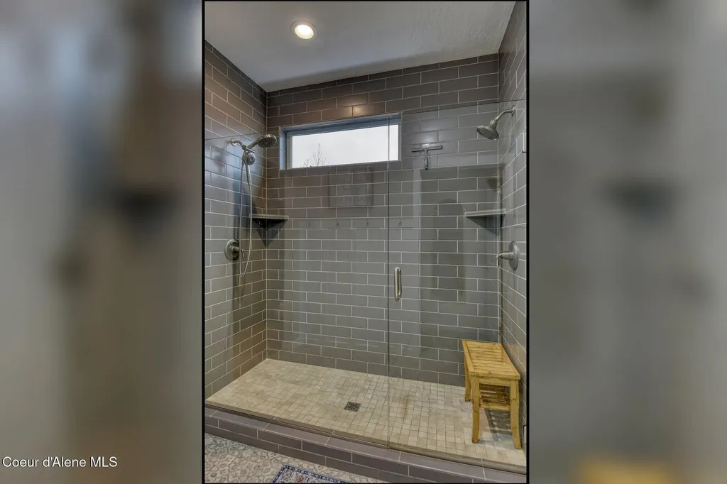4427 E Marble Fox Avenue Post Falls ID 83854