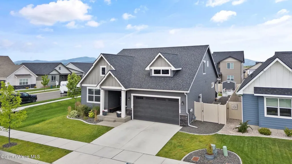 4427 E Marble Fox Avenue Post Falls ID 83854