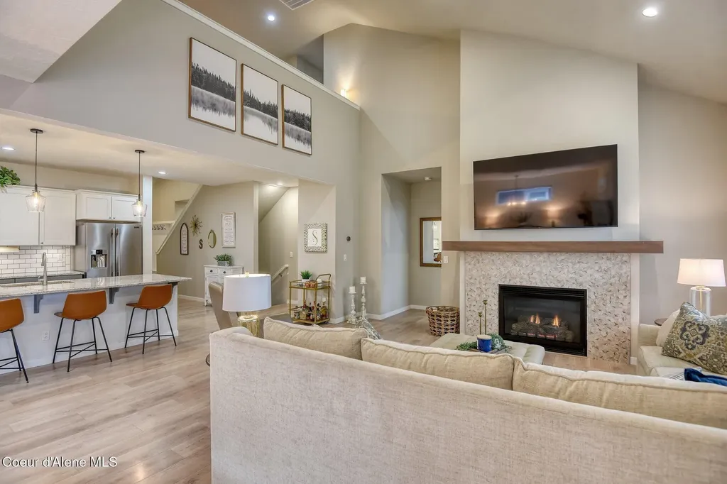 4427 E Marble Fox Avenue Post Falls ID 83854
