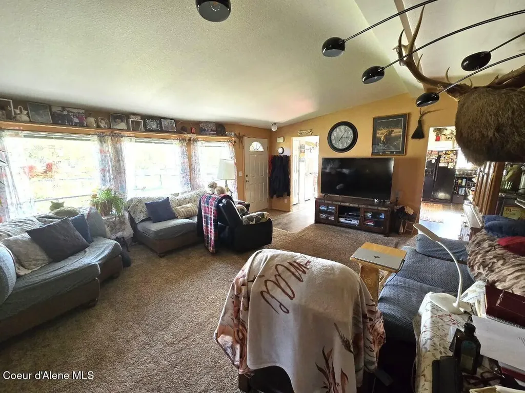 871 Foothill Drive Athol ID 83801