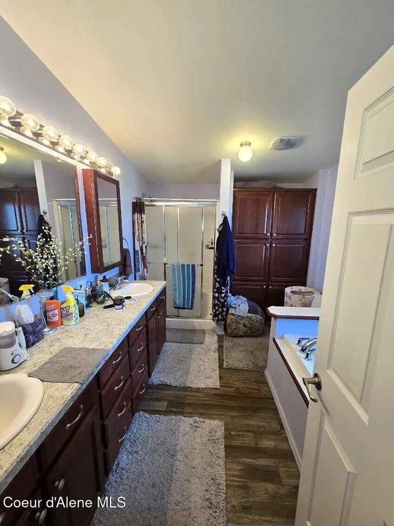 871 Foothill Drive Athol ID 83801