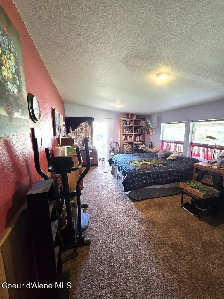 871 Foothill Drive Athol ID 83801
