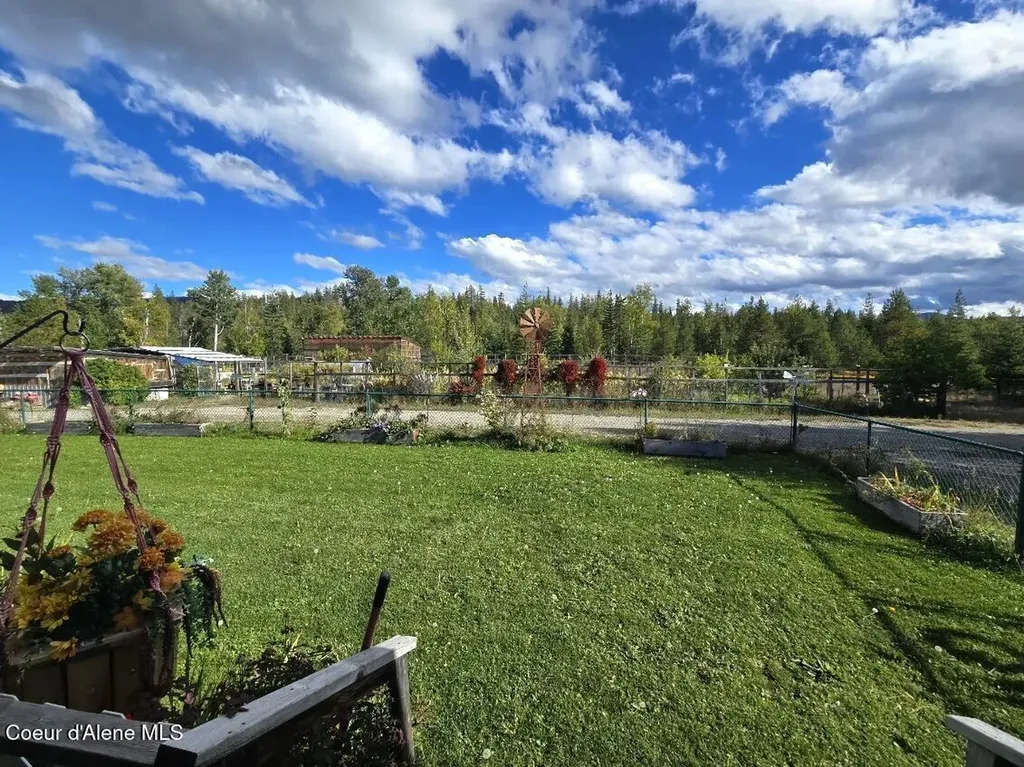 871 Foothill Drive Athol ID 83801