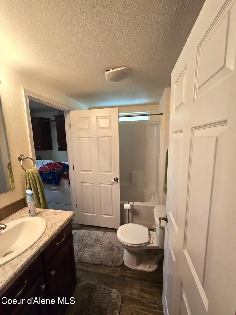 871 Foothill Drive Athol ID 83801