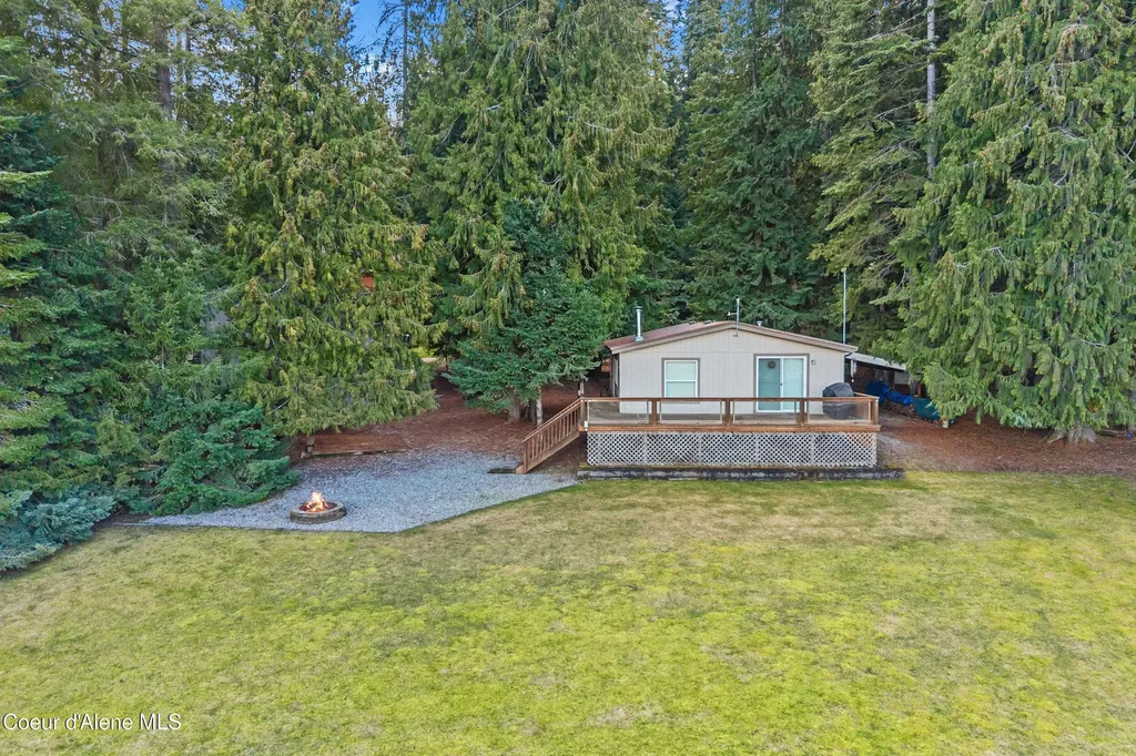 7 W Lakeview Boulevard Priest River ID 83856