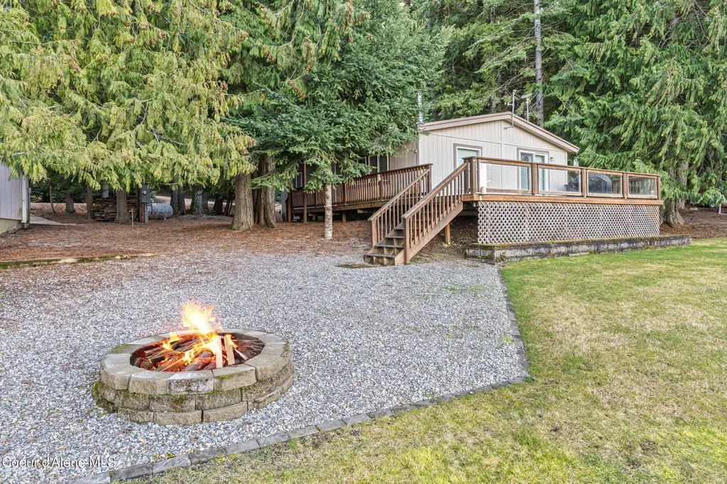 7 W Lakeview Boulevard Priest River ID 83856