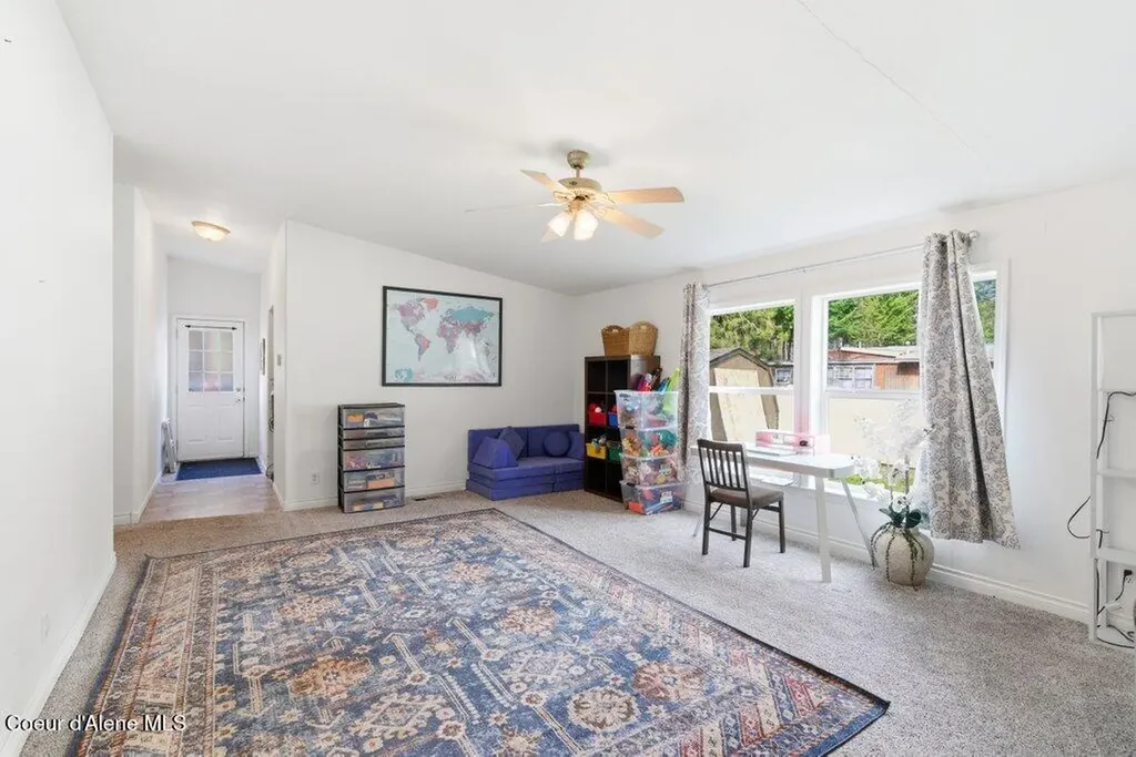 3093 W Highway 53 Rathdrum ID 83858