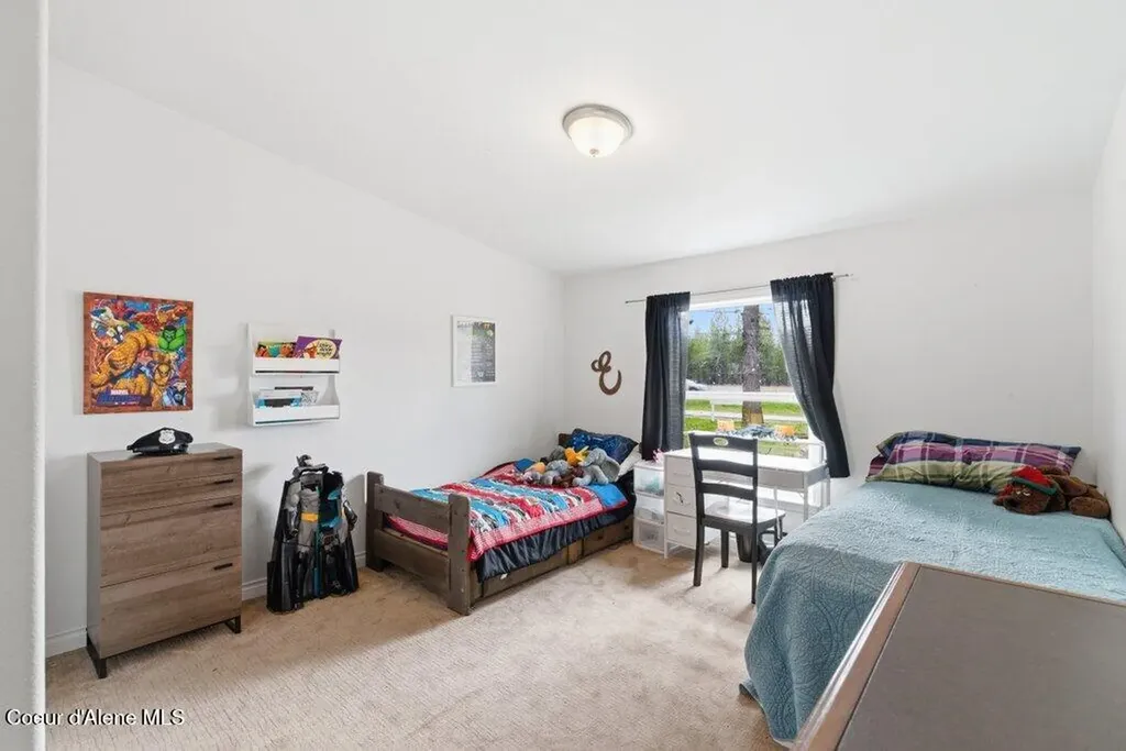 3093 W Highway 53 Rathdrum ID 83858