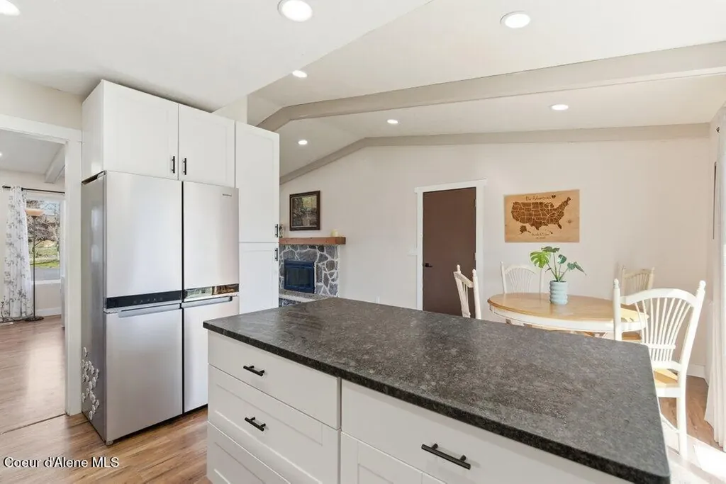 696 W Peach Tree Drive Hayden ID 83835