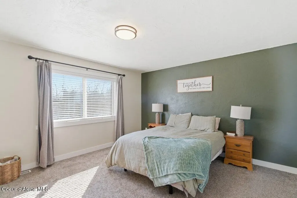 696 W Peach Tree Drive Hayden ID 83835