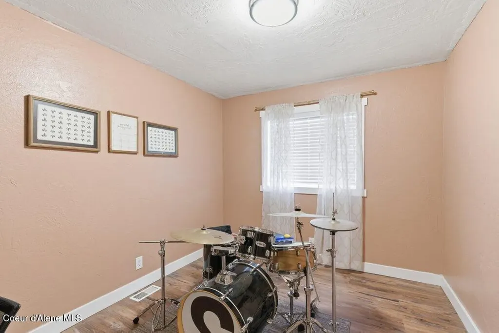 696 W Peach Tree Drive Hayden ID 83835