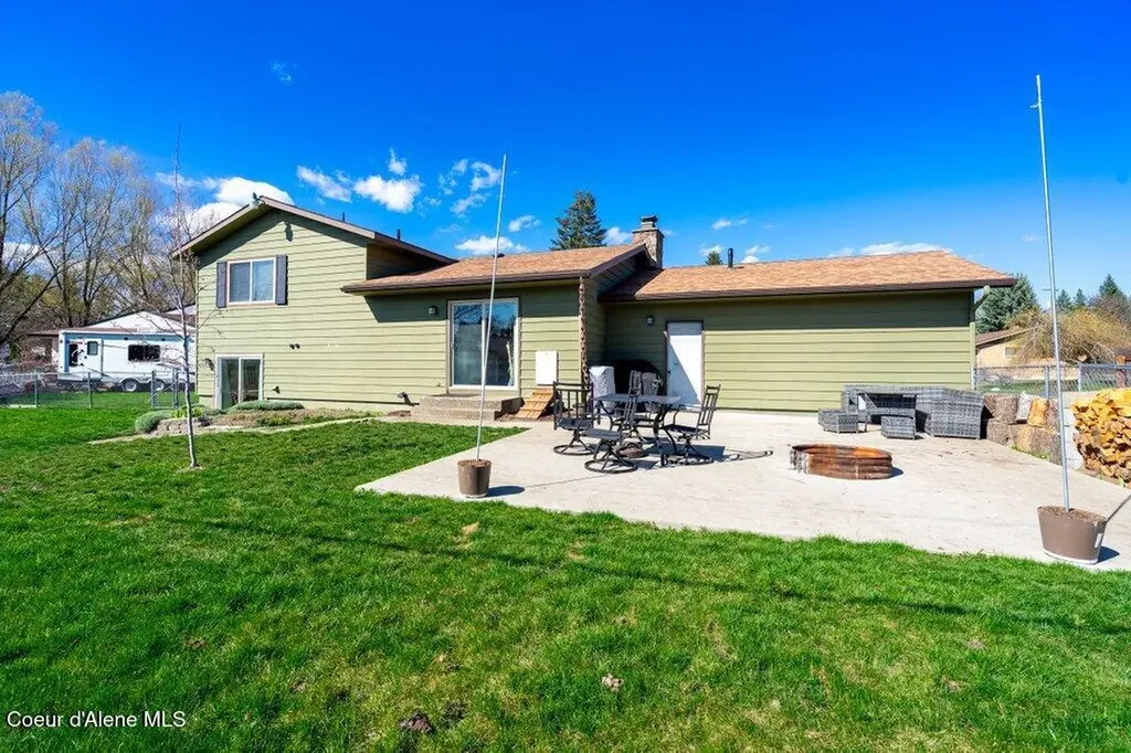 696 W Peach Tree Drive Hayden ID 83835