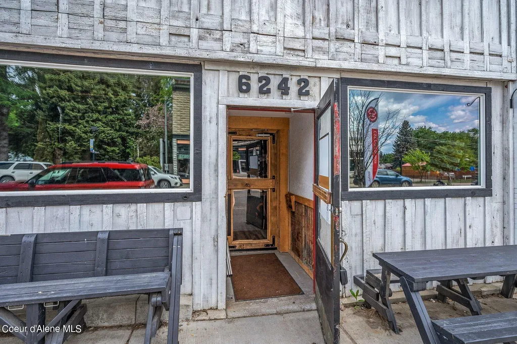 6242 W Maine Street Spirit Lake ID 83869