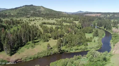 NKA Tyson Creek Road Santa ID 83866