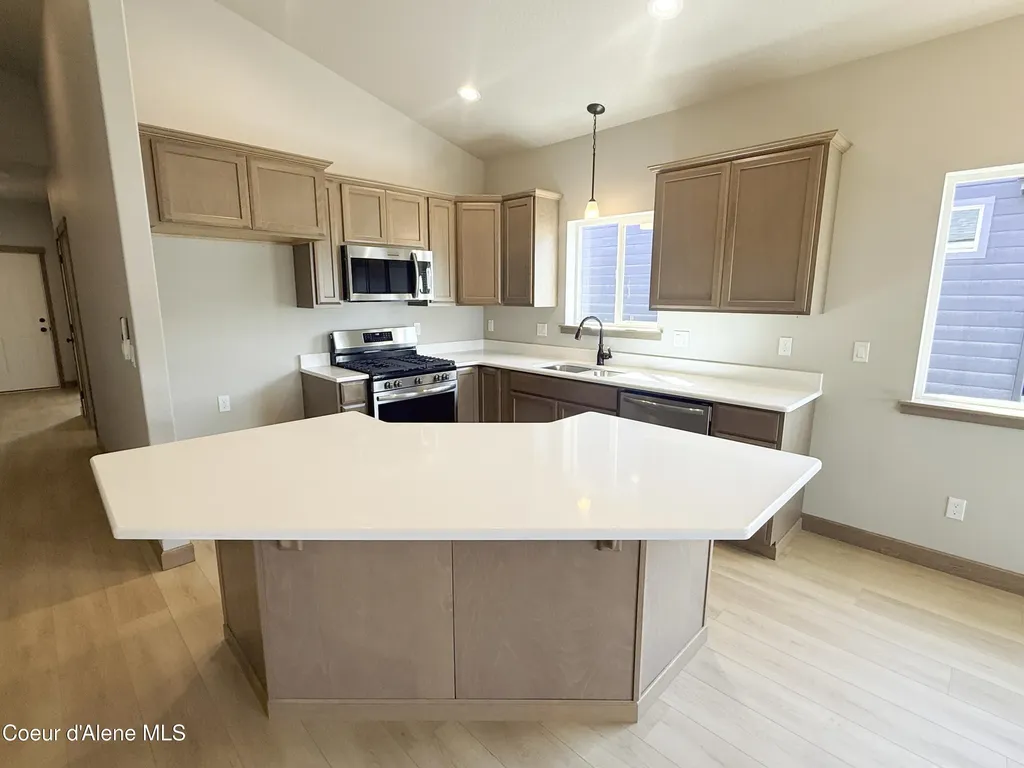 1140 Jersey Street Sandpoint ID 83864