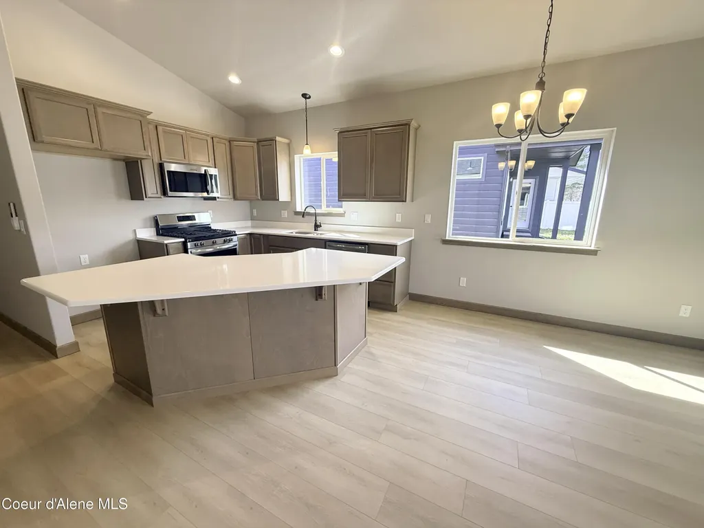 1140 Jersey Street Sandpoint ID 83864