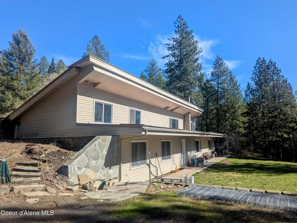 905 Cassandra Hills Road St. Maries ID 83861