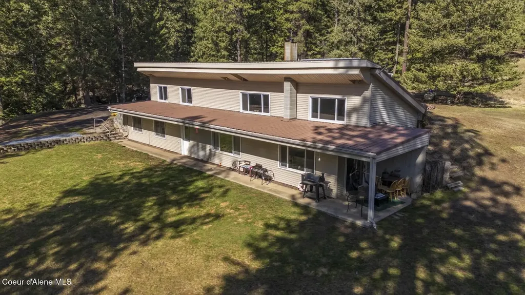 905 Cassandra Hills Road St. Maries ID 83861