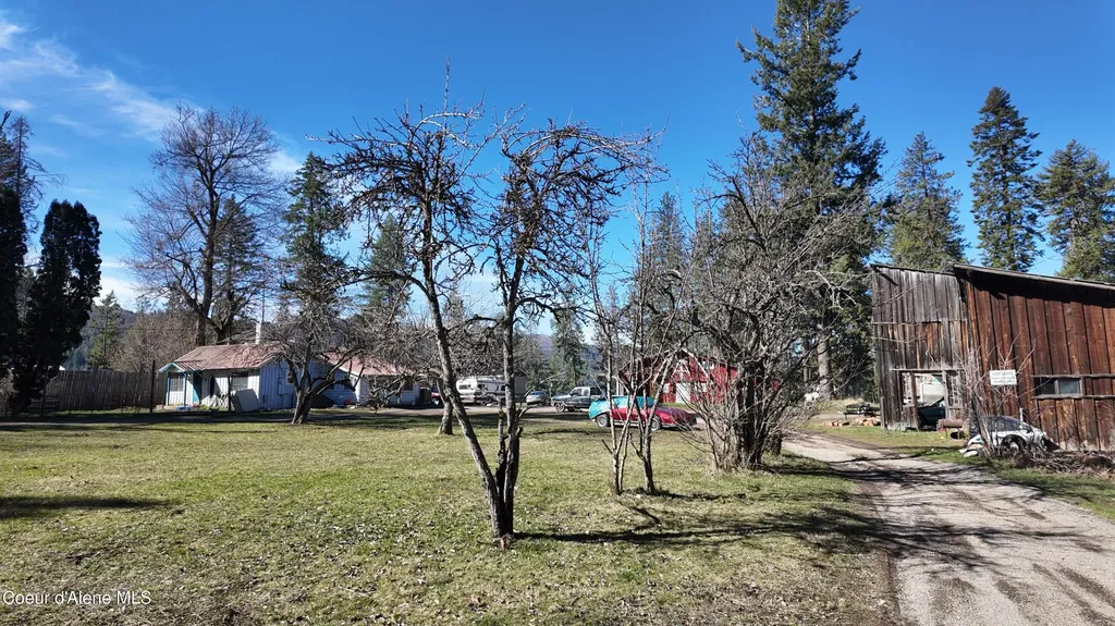 31097 N Nautical Loop Spirit Lake ID 83869