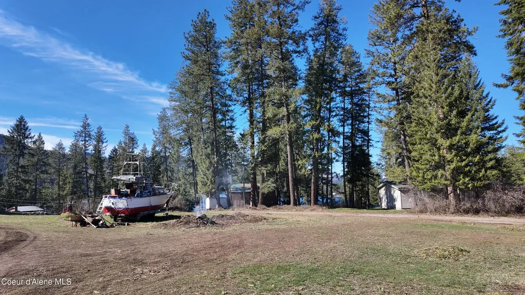 31097 N Nautical Loop Spirit Lake ID 83869