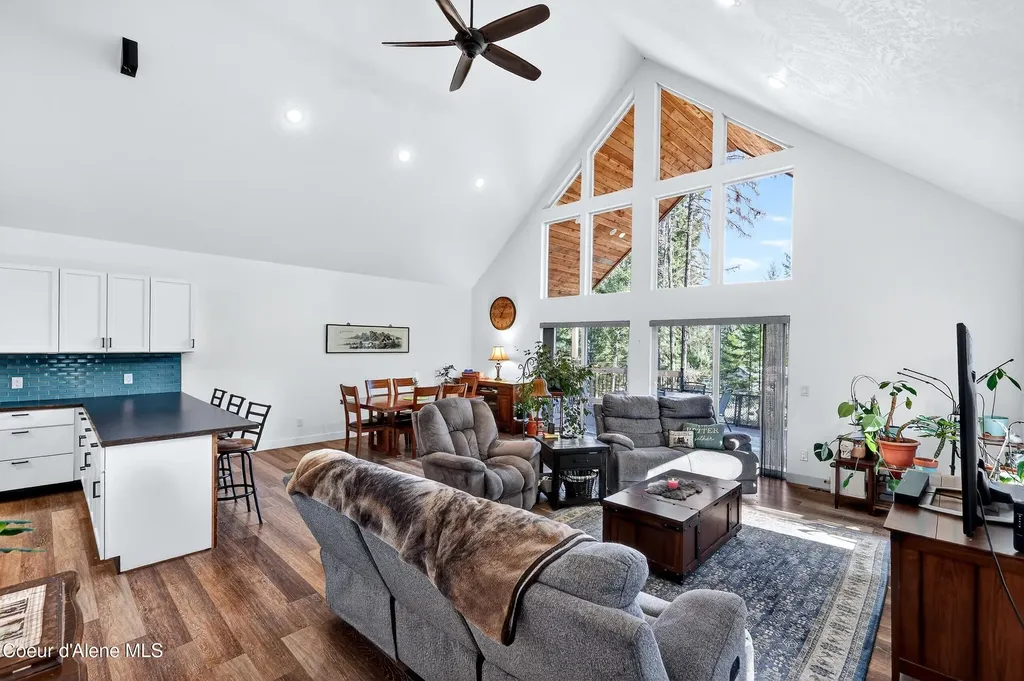 676 S Rena Road Oldtown ID 83822