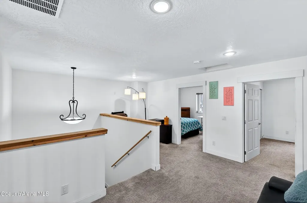 676 S Rena Road Oldtown ID 83822