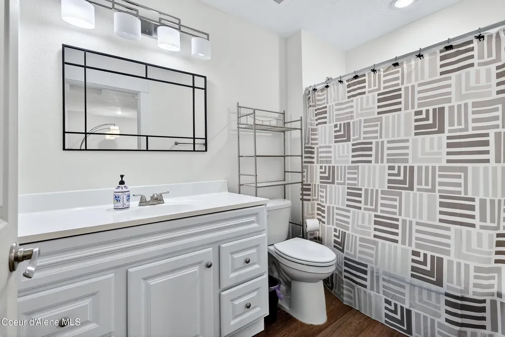 676 S Rena Road Oldtown ID 83822