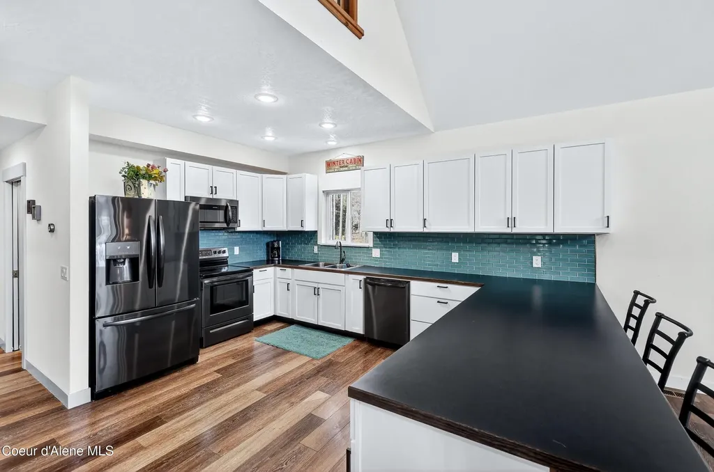 676 S Rena Road Oldtown ID 83822