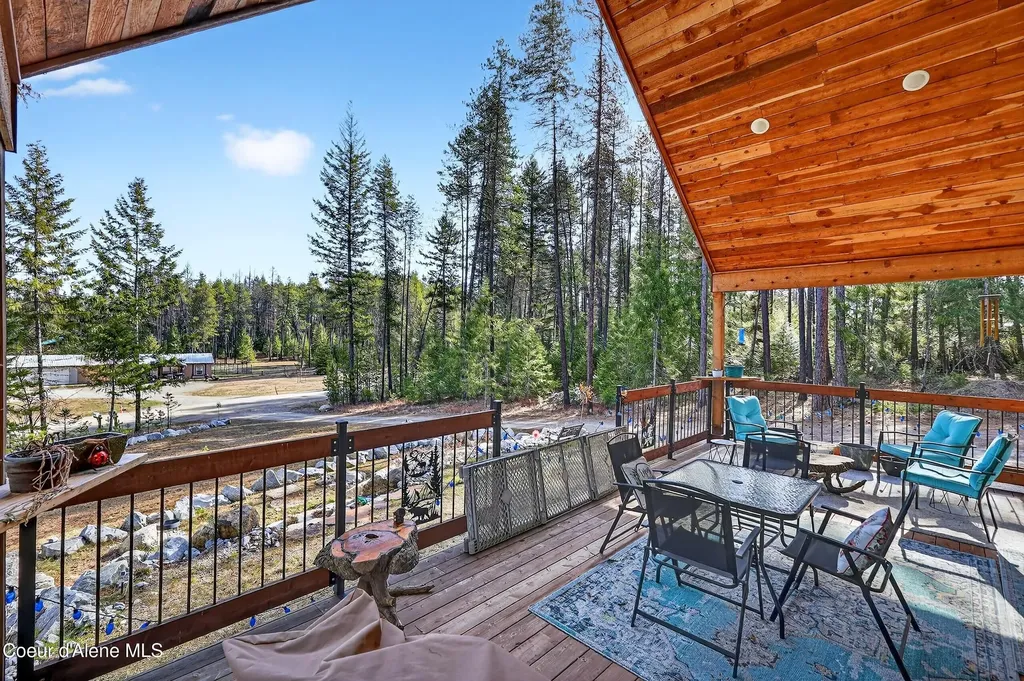 676 S Rena Road Oldtown ID 83822