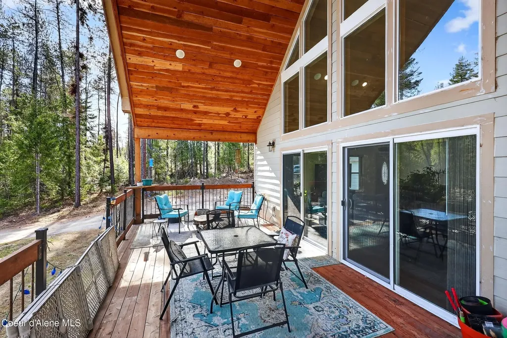 676 S Rena Road Oldtown ID 83822