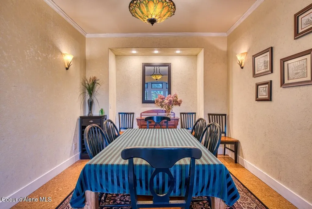 2298 Selkirk Road Sandpoint ID 83864