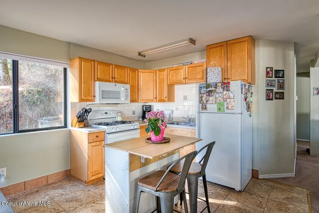 2298 Selkirk Road Sandpoint ID 83864