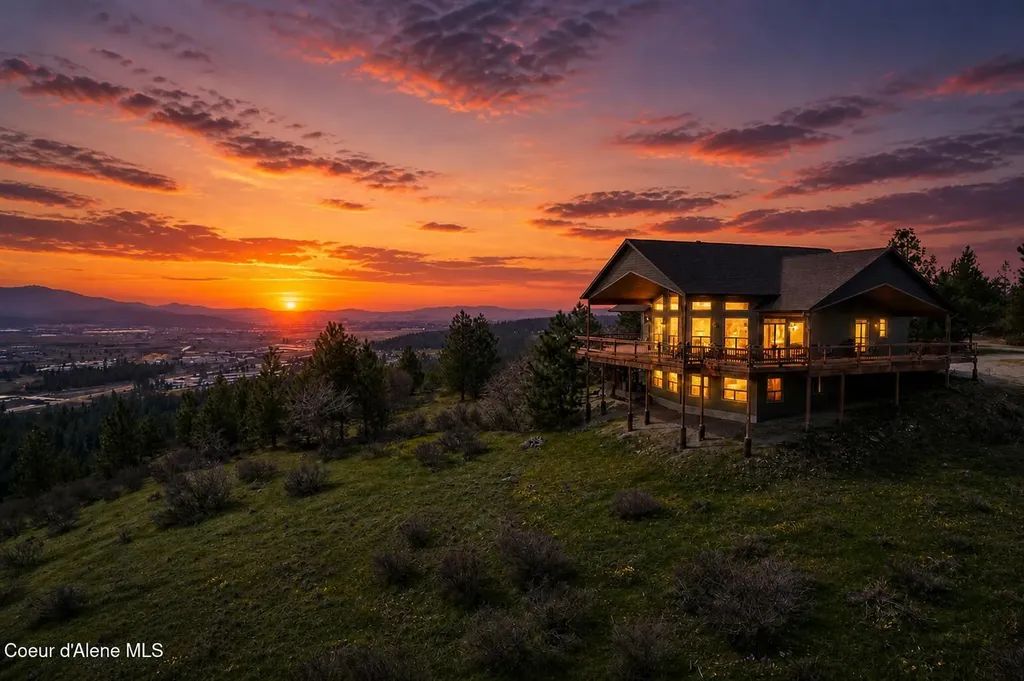10653 N Payment Peak Road Hauser ID 83854
