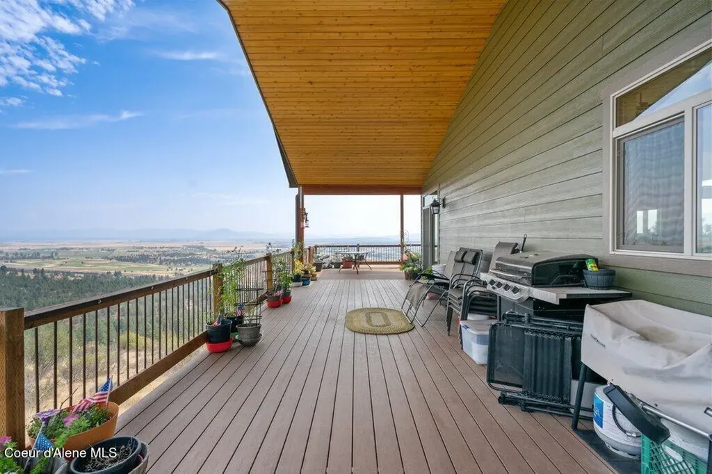 10653 N Payment Peak Road Hauser ID 83854