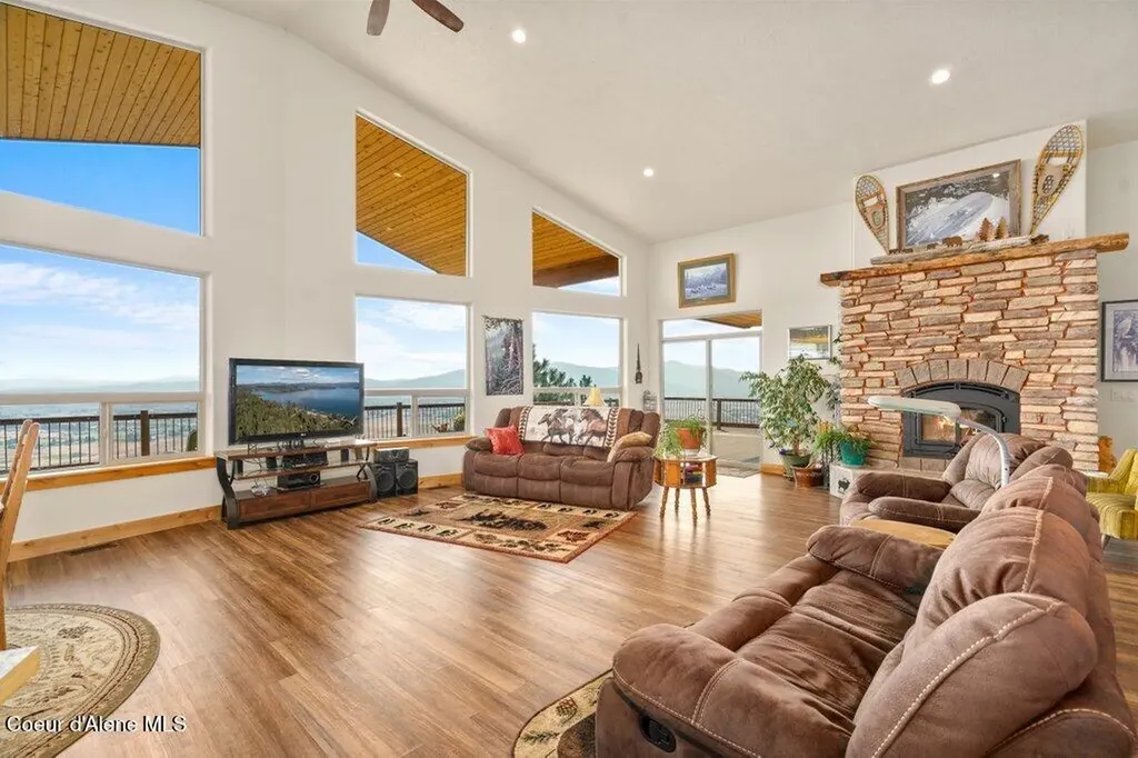 10653 N Payment Peak Road Hauser ID 83854