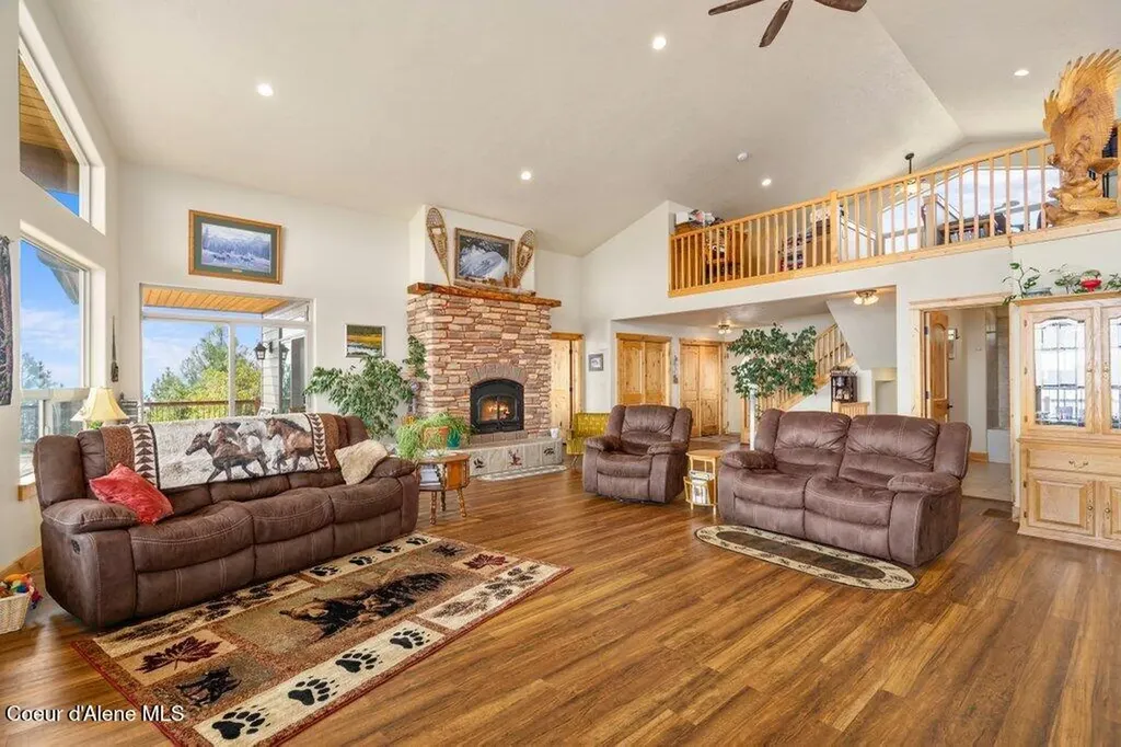 10653 N Payment Peak Road Hauser ID 83854