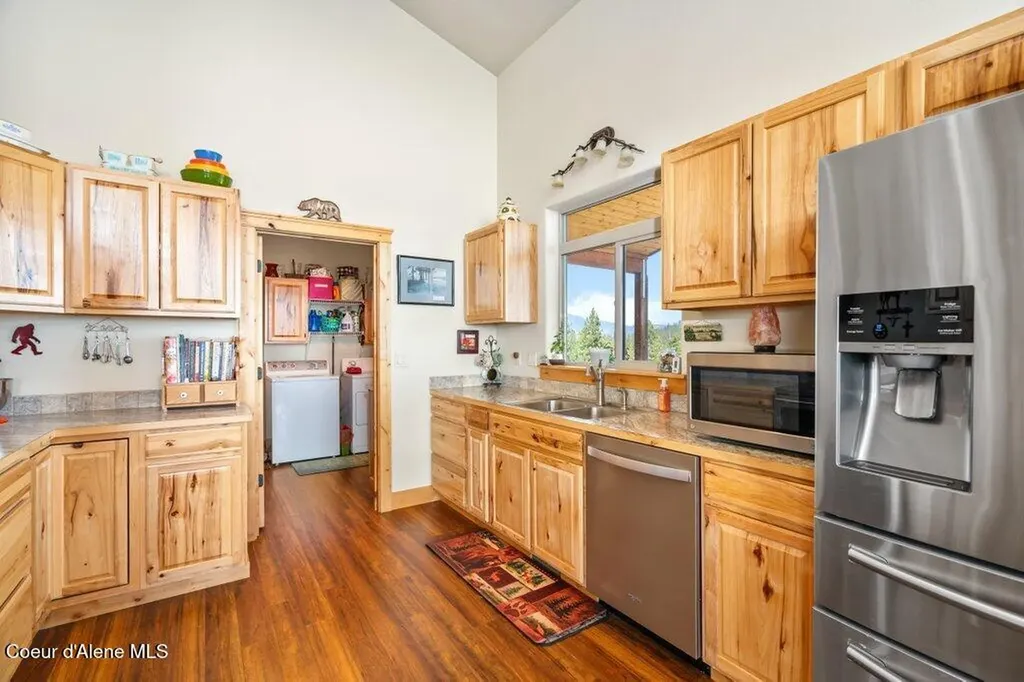 10653 N Payment Peak Road Hauser ID 83854