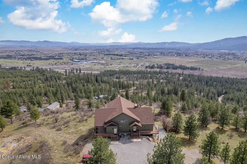 10653 N Payment Peak Road Hauser ID 83854