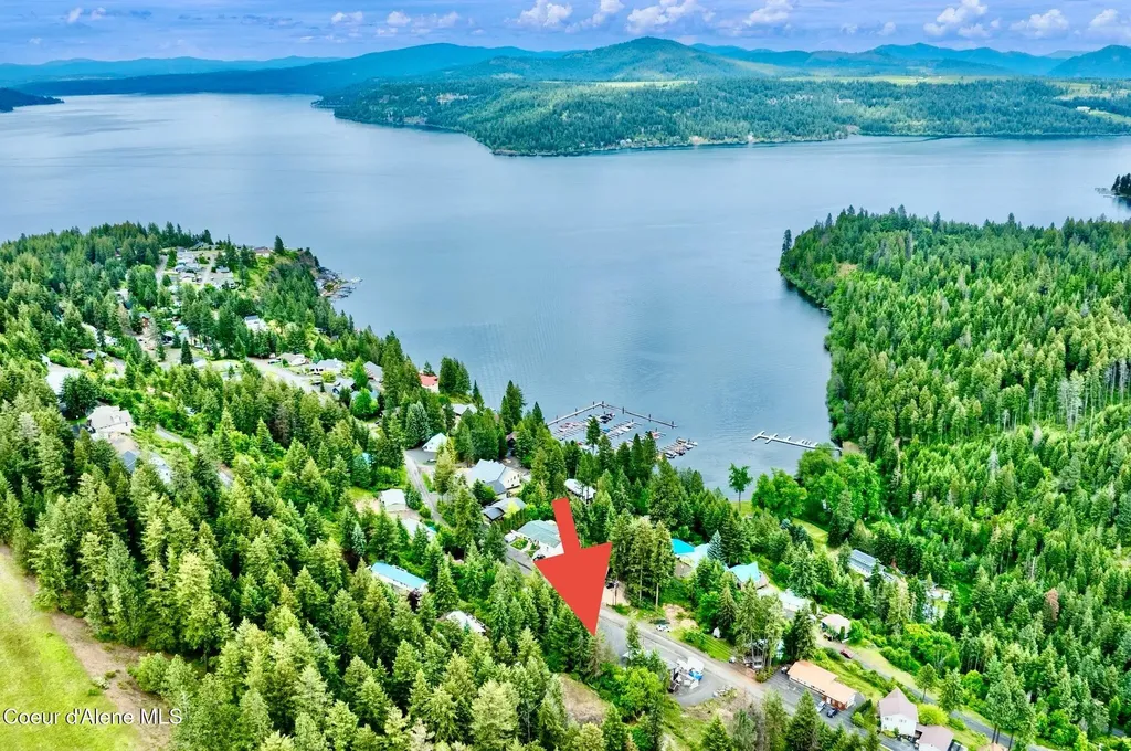 21161 S Cave Bay Road Lake Coeur D' Alene Worley ID 83876