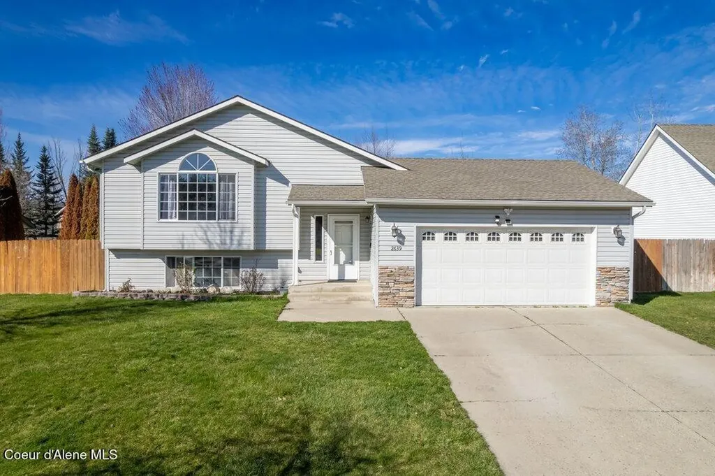 2639 W Blueberry Circle Hayden ID 83835
