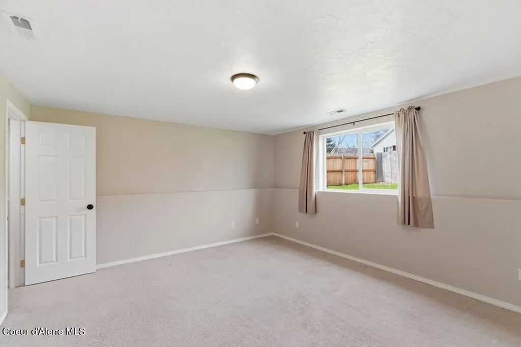 2639 W Blueberry Circle Hayden ID 83835