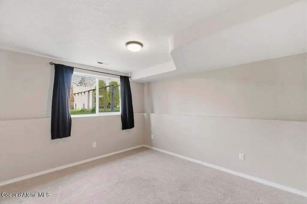 2639 W Blueberry Circle Hayden ID 83835