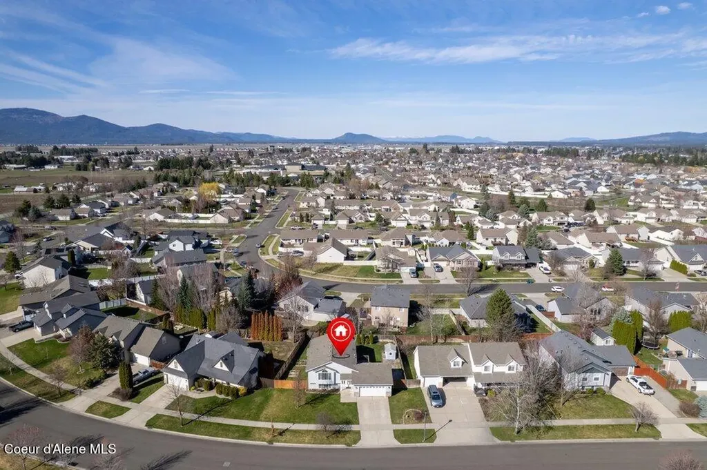 2639 W Blueberry Circle Hayden ID 83835