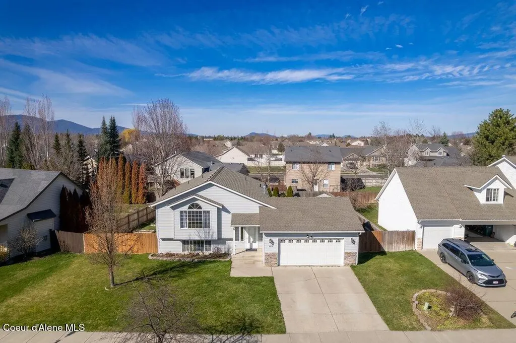 2639 W Blueberry Circle Hayden ID 83835