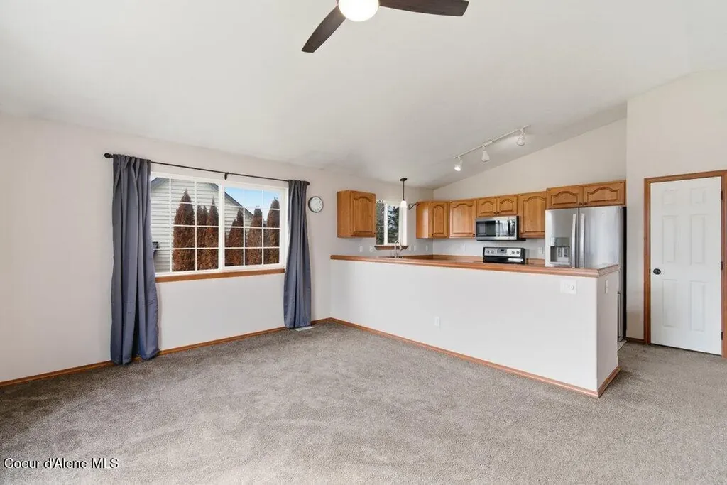 2639 W Blueberry Circle Hayden ID 83835