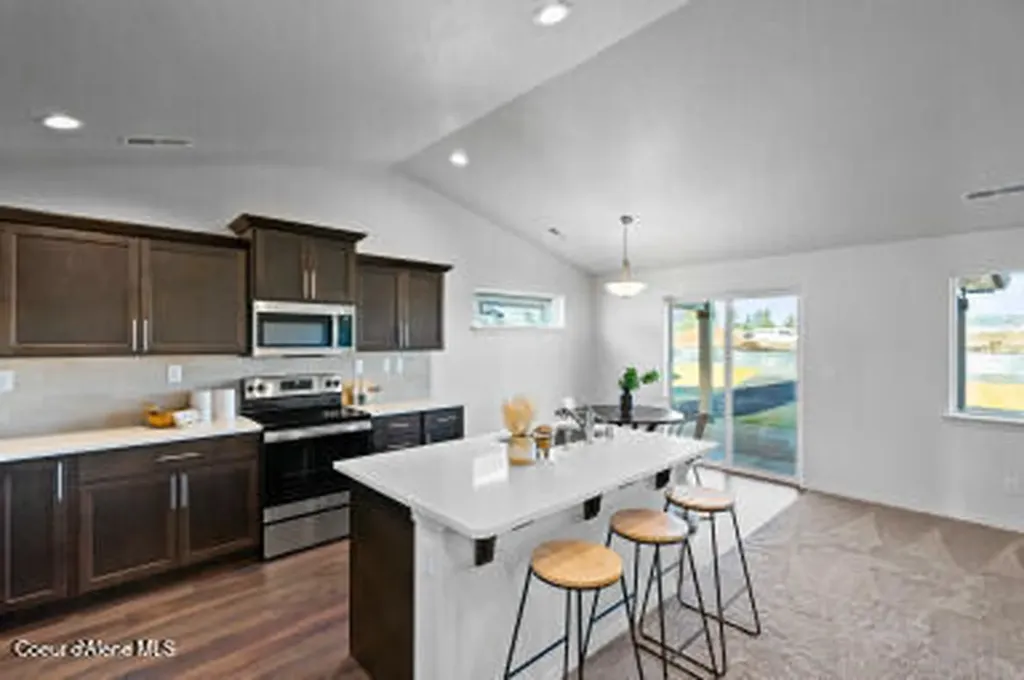 6469 W Constantine Lane Rathdrum ID 83858